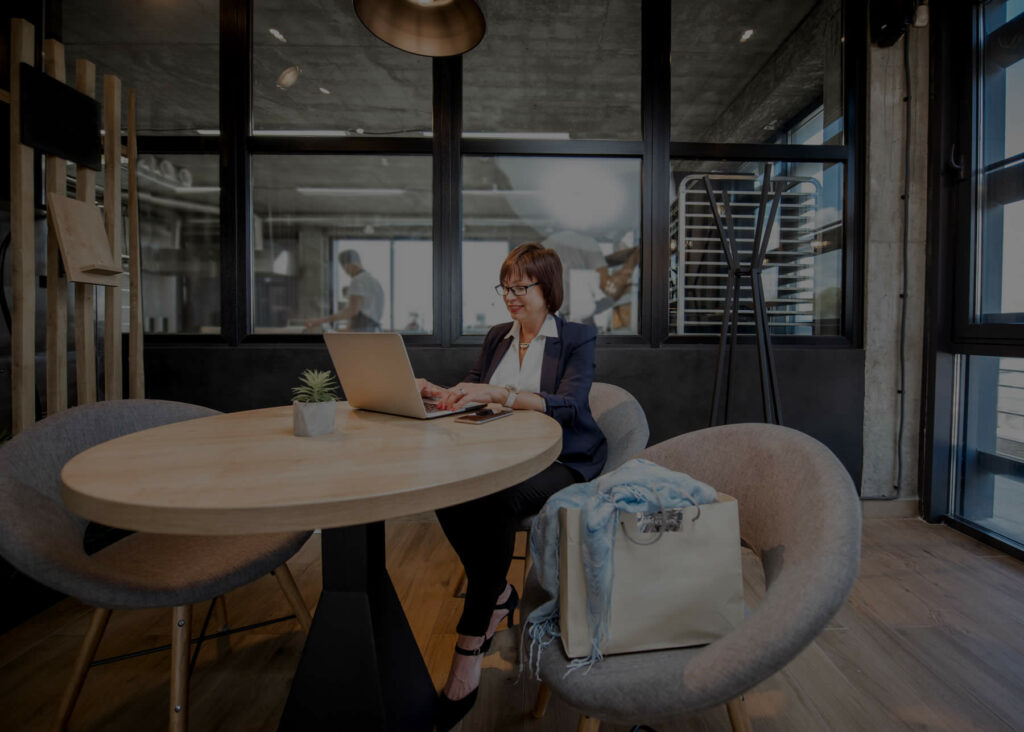 AI Contract Drafting & Review Assistant for Law Firms